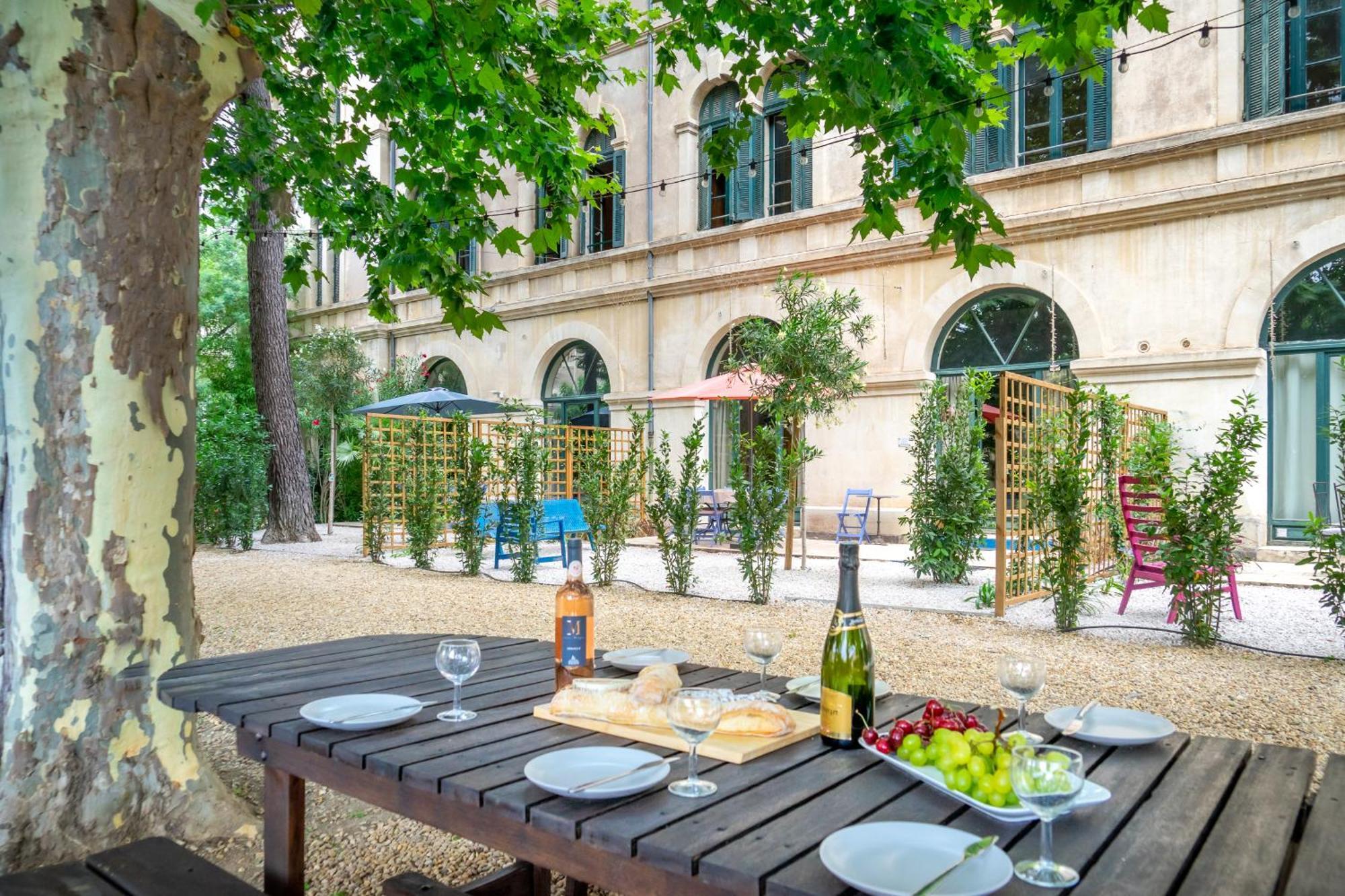 Villa Ultimate Relaxation For Family Or Group At Renowned Couvent Des Ursulines, A Tranquil Escape In Historic Pézenas Camera foto